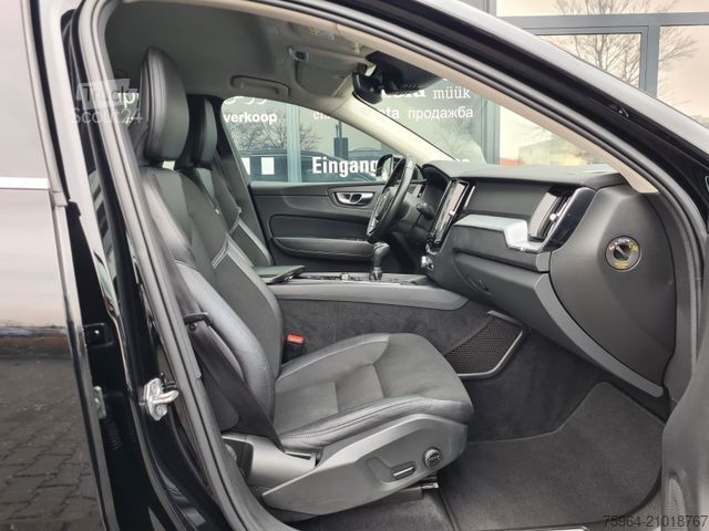 Pick-up VOLVO XC60 Momentum Pro 2WD - HARMAN - 8 x ALU