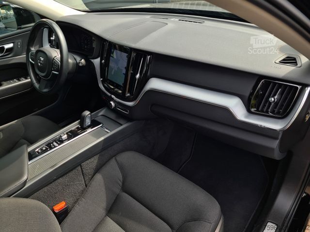 Pick-up VOLVO XC60 Momentum Pro 2WD - ASSISTS - ILS - AHK -