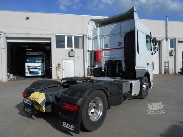 Standart traktör DAF XF 480