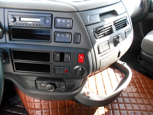 Standart traktör DAF XF 480