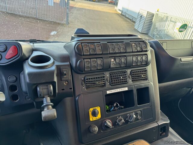 Châssis de camion Iveco-Magirus Trakker AD260T36W 6x6 Trakker AD260T36W 6x6