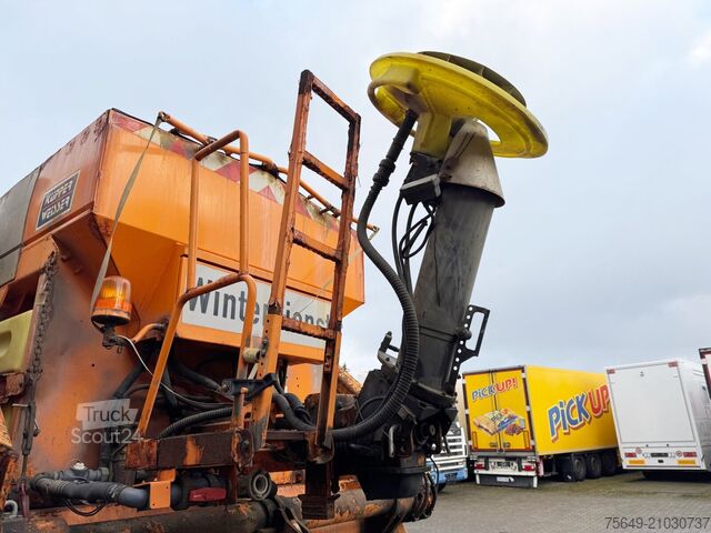 Spezial-LKW  STA95 Salzstreuer STA95 Salzstreuer ca. 5m³