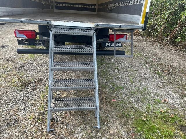 Fourgon tôlé MAN TGL 8.150/180 4x2 BL TGL 8.150/180 4x2 BL, Möbelkoffer mit Rolltor