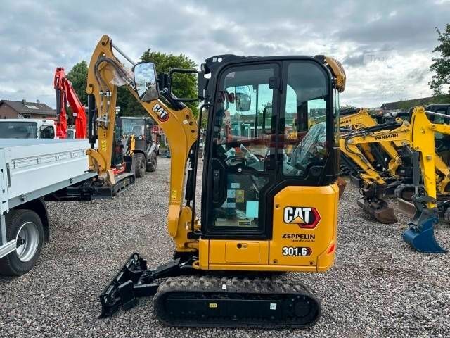 Minikaivinkone CATERPILLAR 301.6 Minibagger 27.000 EUR