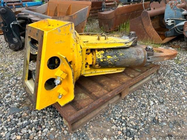 Otro  Epiroc CB 950 Beton Abbruchschere 12.000 EUR