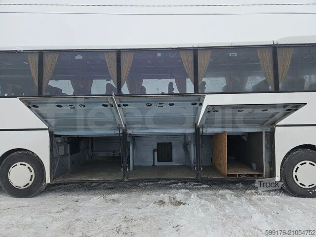 Autocarro interurbano MAN RH 483