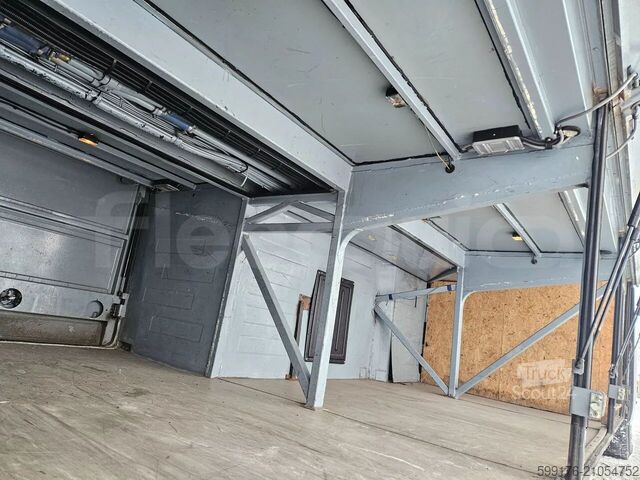 Autocarro interurbano MAN RH 483