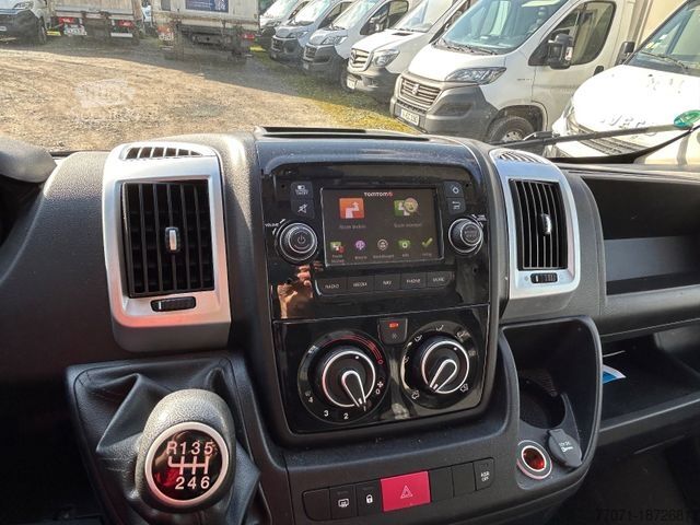 Transporter mit Koffer FIAT Ducato  Koffer+LBW*Navi*Klima*Kamera*Top*5vorhan