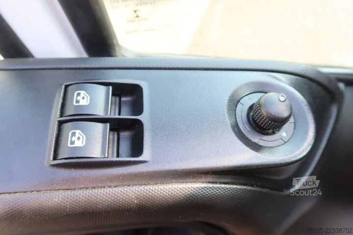 Koffer Iveco Daily 35S16 Bakwagen + Laadklep 750kg