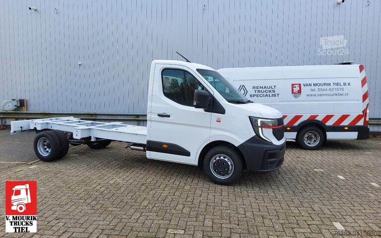 Chassis met cabine Renault MASTER NEW 170.35 CHASSIS RTWD DUBBELLUCHT
