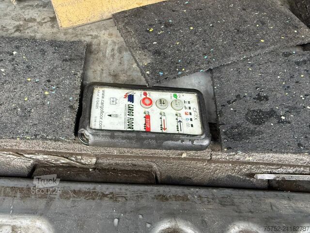 Ruchoma podłoga Kraker CF 200 92m3 Cargo Floor Liftas Alcoa Zilver met...