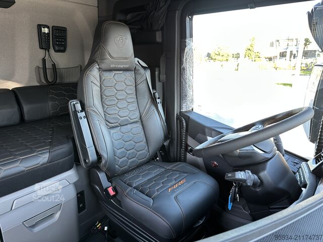 Standaard trekker SCANIA 770S FIRE EDITION