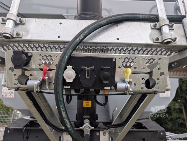Kipper Auflieger Schwarzmüller 3-Achs Stahlkipper ca. 24 m³ - D21K0