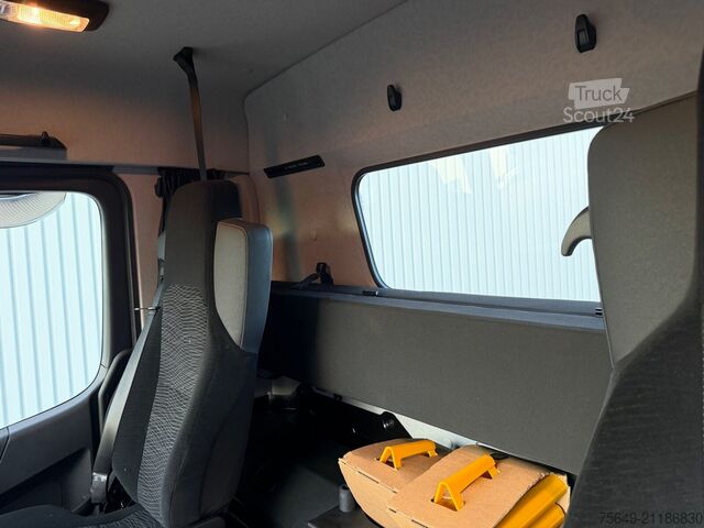 Háromirányú billenő teherautó Mercedes-Benz Arocs 3253 L 8x4/4 Arocs 3253 L 8x4/4, MultimediaCockpit, Navi, Motorabtrieb