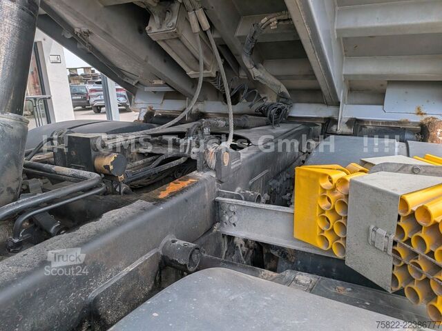 Driezijdige kipper MAN TGS 33.500 / Manual /Meiller BORDMATIK/WENIG KM