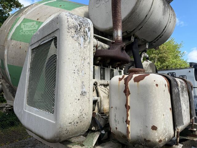 Veicolo commerciale  Stetter Betonmischer Wechselsystem 4 Zyl. Deutz