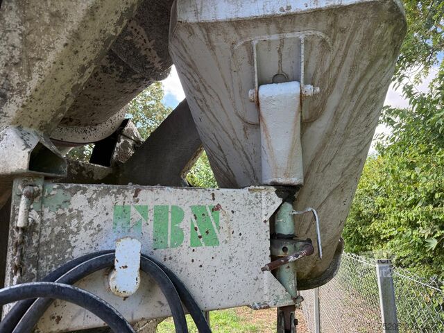 Veicolo commerciale  Stetter Betonmischer Wechselsystem 4 Zyl. Deutz