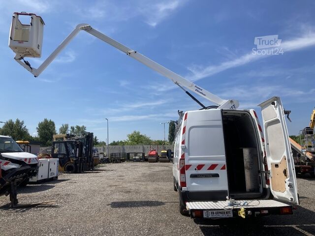 Zabojniški kombi Renault Master France Elevateur 121FT - 12,5 m -