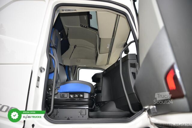 Trattore stradale standard VOLVO FH 500 Globetrotter XL I-ParkCool ACC