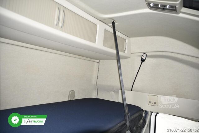 Trattore stradale standard VOLVO FH 500 Globetrotter XL I-ParkCool ACC