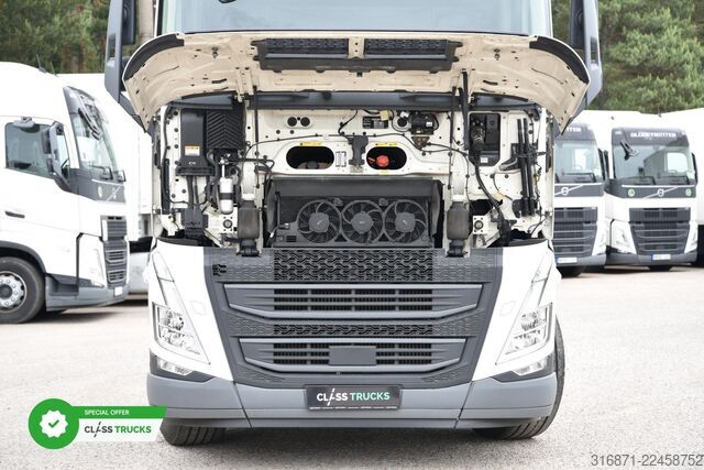 Trattore stradale standard VOLVO FH 500 Globetrotter XL I-ParkCool ACC