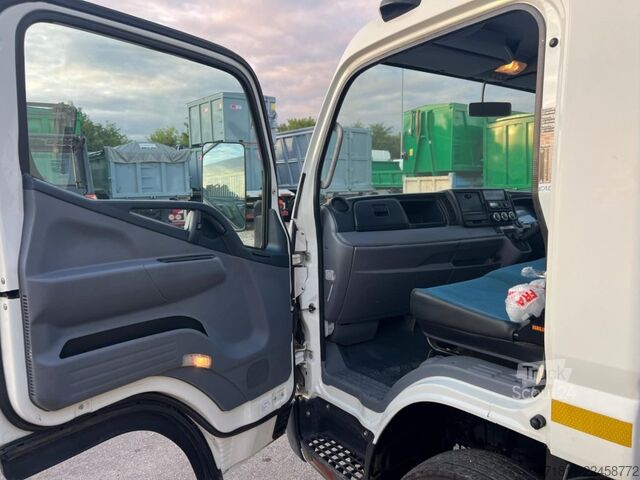 Camion benne à bras amovible MITSUBISHI MITSUBISHI FUSO 7C15 SCARRABILE NUOVO