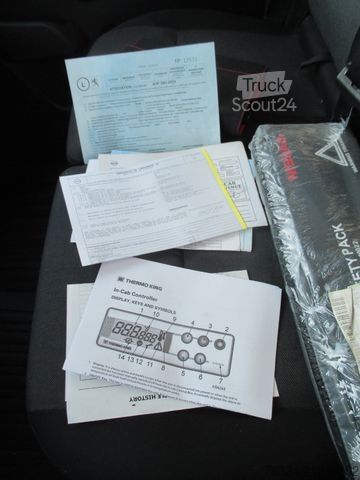 Jääkaappikorinen pakettiauto NISSAN Interstar 2.3DCI Thermoking bis -20C Netto¤13750