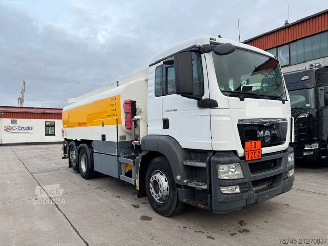 LKW mit Tankaufbau MAN TGS 26.360*3 KAMMER MIT OBEN UND UNTEN*LENK&LI