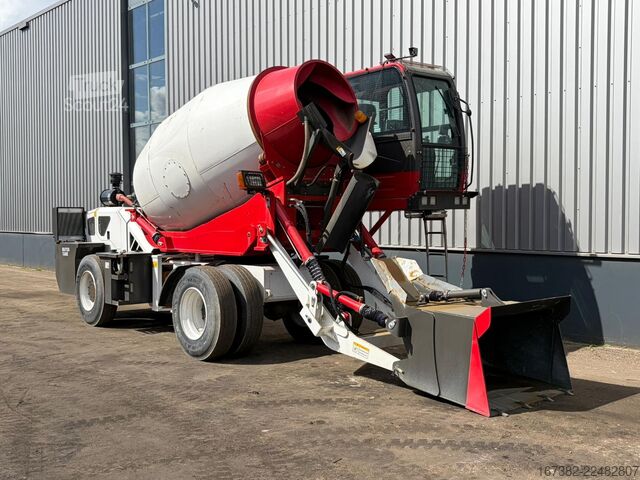 Blender Minrui 4M3 Self Loading Concrete Mixer 4x4