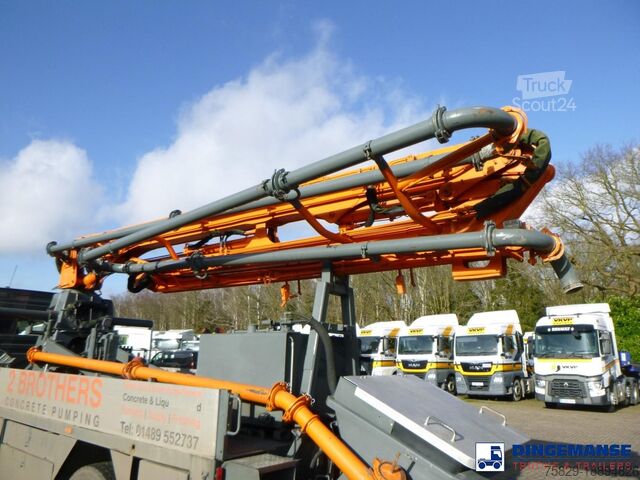 Betonpomp Mercedes Atego 4x2 Putzmeister concrete pump 20 m