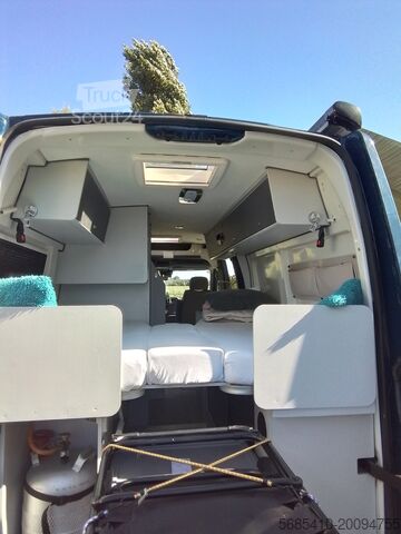 Furgonas ant ratų / kemperis Renault Master, Ahorn Ahorn Camp