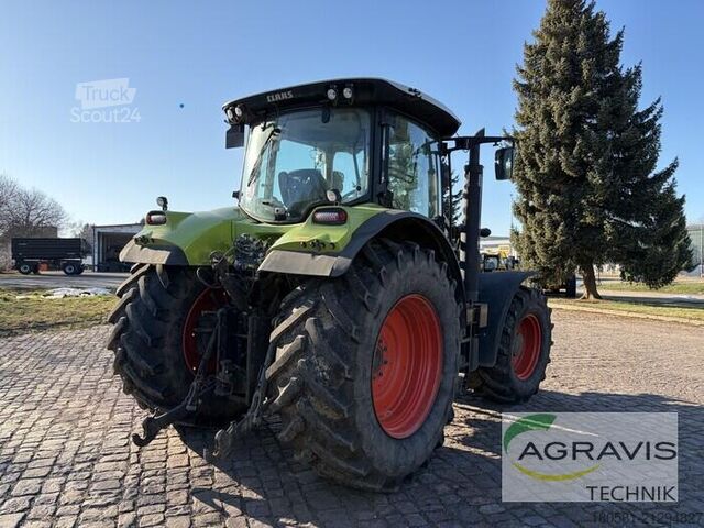 Traktors Claas ARION 620 C