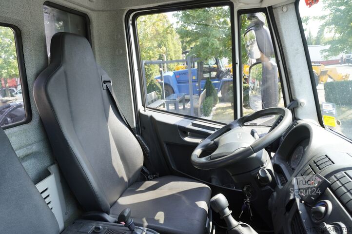  Iveco Eurocargo 160 E22K tipper / 60 tho. km!!