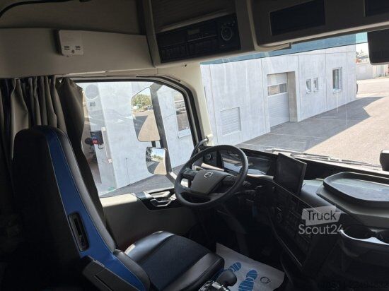 Стандартен влекач VOLVO FH 500 EURO 6, I-SHIFT, STANDKLIMA