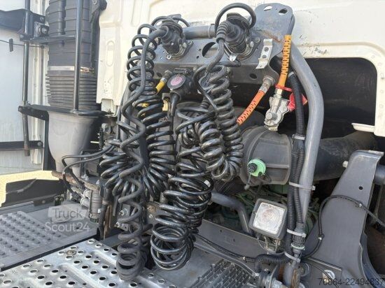 Стандартен влекач VOLVO FH 420, EURO6,  I-SHIFT, VEB+