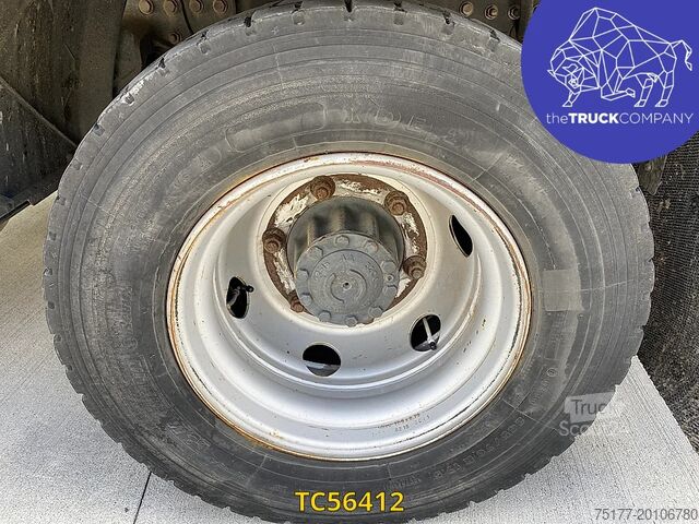 Transport réfrigéré/congélé Renault D 240