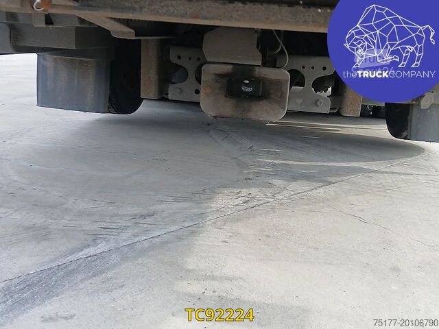 Skjutbar presenning Mercedes-Benz Actros 2548