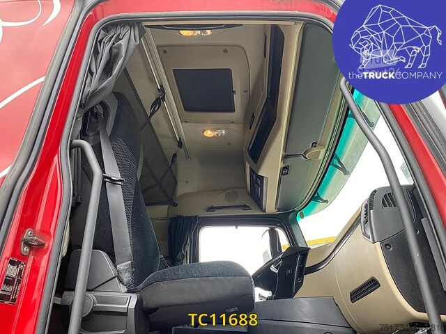 Skjutbar presenning Mercedes-Benz Actros 2648