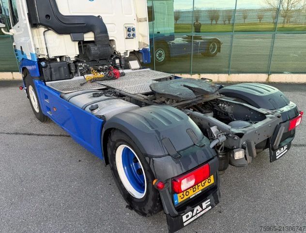 Tracteur routier standard DAF CF 400 SPACE CAB 729.000 KM HOLLAND TRUCK