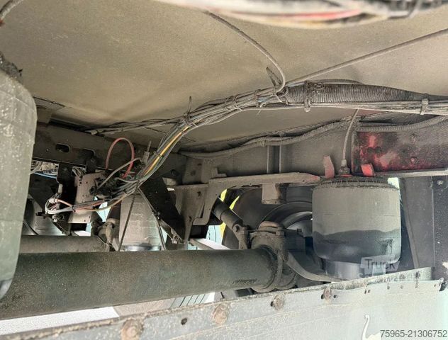 Reefer semitrailer SCHMITZ CARGOBULL SKO 24 THERMO KING SL 400-e FLOWERWIDE HOLLAND-T