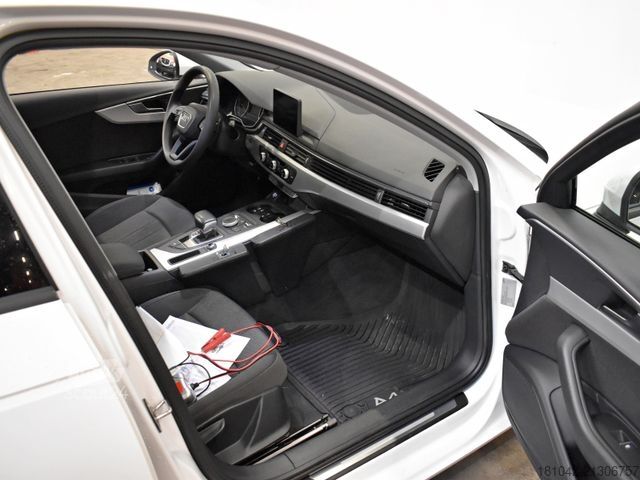 Minibus AUDI A4 Avant / Kommandowagen