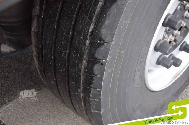 Hladilna polprikolica SCHMITZ CARGOBULL ThermoKing SLXi300 DD Ferry Lashing FP60 MIETE