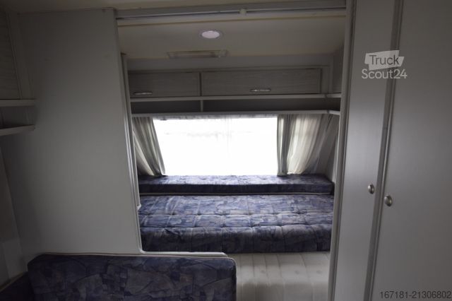 Caravane DELTA 4600 MD mit Vorzelt