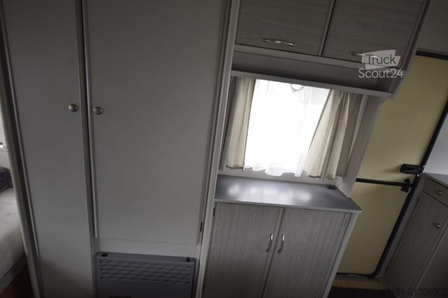 Caravane DELTA 4600 MD mit Vorzelt