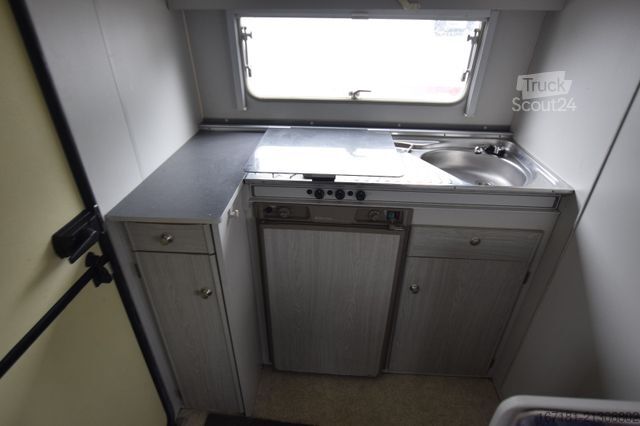 Caravane DELTA 4600 MD mit Vorzelt