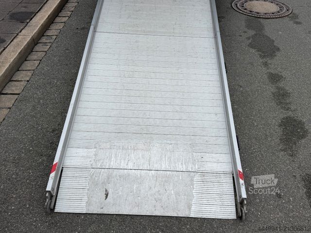 Kombi z visokim stropom MERCEDES-BENZ Sprinter 319*L4H2*Extralang*Automatik*Xenon*Ramp