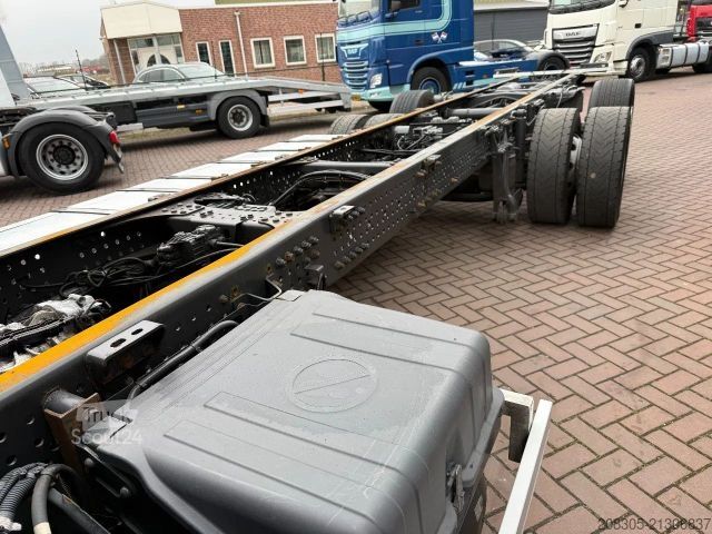 Vrachtwagenchassis MERCEDES-BENZ Actros Gereserveerd