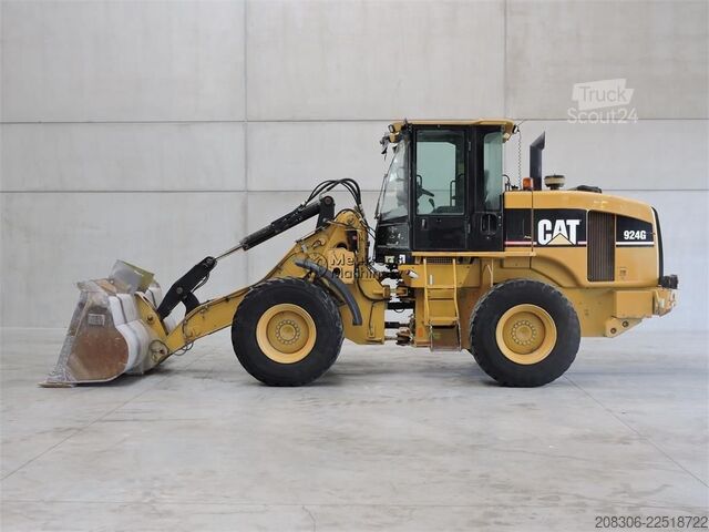 Încărcător pe roți CATERPILLAR 924G