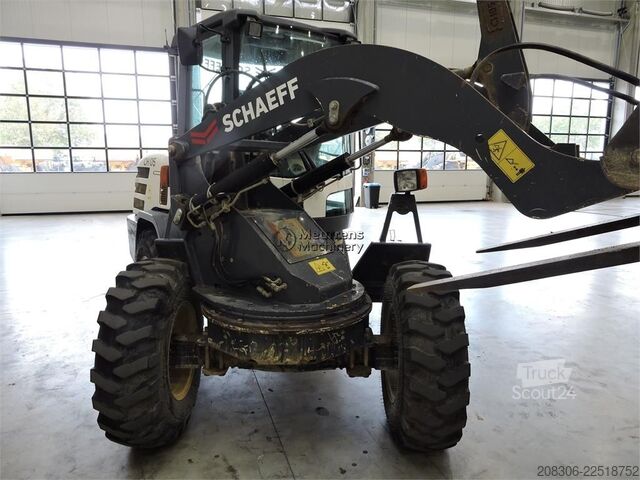 Încărcător pe roți TEREX TL70 + Fork