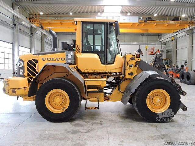 Ratinis krautuvas VOLVO L90F 3rd Function